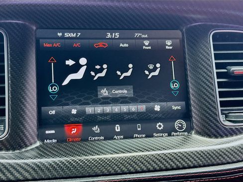 Used 2020 Dodge Charger Scat Pack w/ Dynamics Package RWD image 12