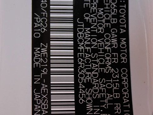 Used 2024 Tesla Model Y Long Range image 17