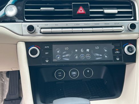 New 2026 Genesis G70 2.5T Prestige AWD/4WD image 30