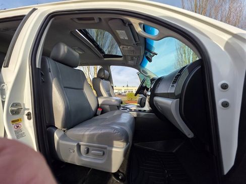 Used 2012 Toyota Sequoia Limited image 59