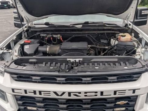 Used 2020 Chevrolet Silverado 2500 Custom w/ Custom Value Package image 36