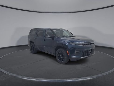 New 2026 Jeep Grand Wagoneer Summit AWD/4WD image 3