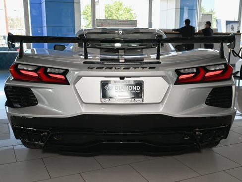 New 2026 Chevrolet Corvette Stingray Coupe w/ Z51 Performance Package RWD image 4