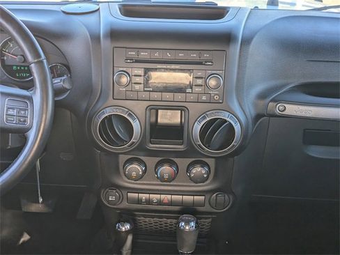 Used 2017 Jeep Wrangler Unlimited Sport w/ Connectivity Group image 16