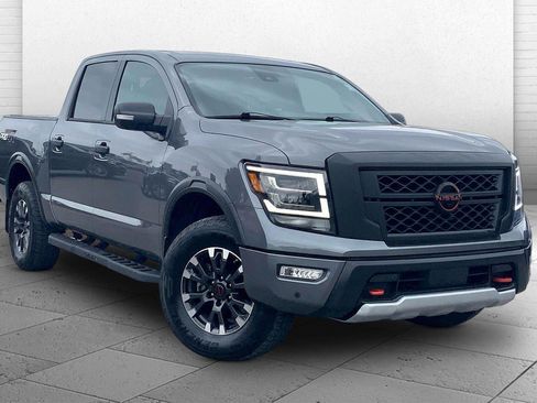 Used 2023 Nissan Titan PRO-4X w/ Pro-4x Convenience Package AWD/4WD image 1