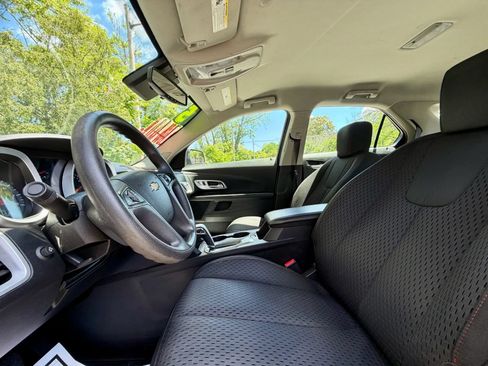 Used 2015 Chevrolet Equinox LS w/ LPO, Protection Package FWD image 10