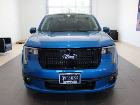 Used 2025 Ford Maverick Lobo AWD/4WD image 13