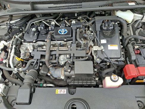 Used 2021 Toyota Corolla LE FWD image 29