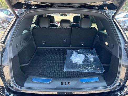 New 2025 Lincoln Nautilus Reserve w/ Jet Appearance Package image 12