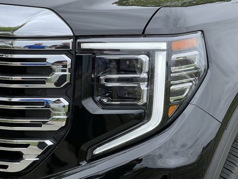 Used 2025 GMC Sierra 1500 Denali w/ Denali Reserve Package image 7