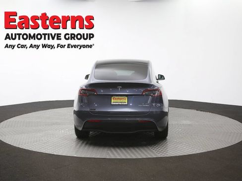 Used 2023 Tesla Model Y AWD image 32