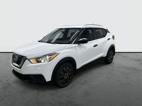 Used 2019 Nissan Kicks S FWD image 8