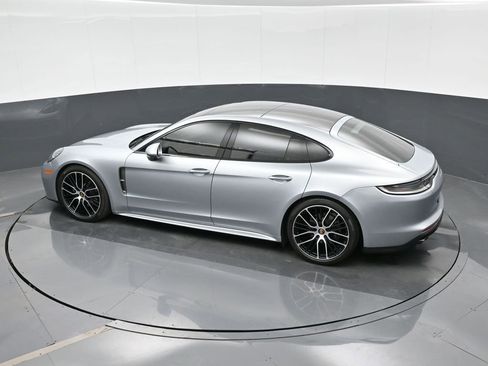 Certified 2023 Porsche Panamera 4 Platinum Edition image 27