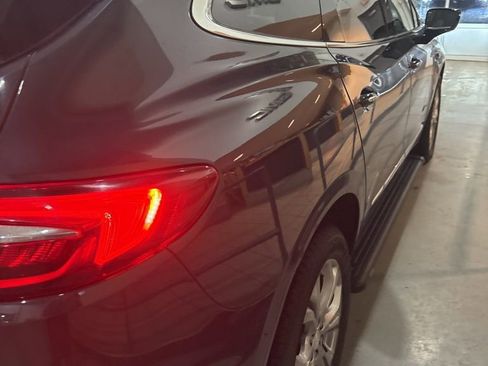 Used 2021 Buick Enclave Avenir w/ Avenir Technology Package image 10