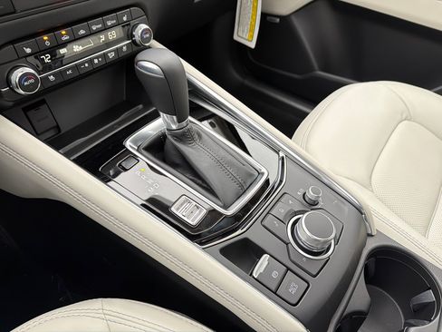 New 2025 MAZDA CX-5 AWD 2.5 S w/ Premium Plus Pkg image 30