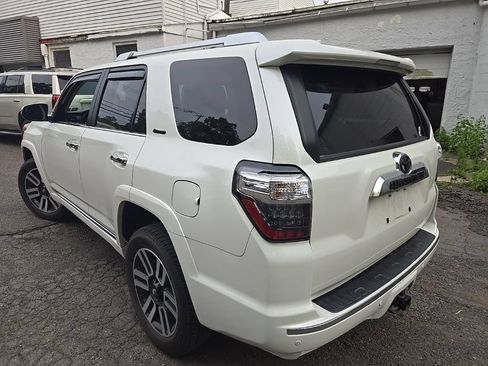 Used 2023 Toyota 4Runner Limited AWD/4WD image 6