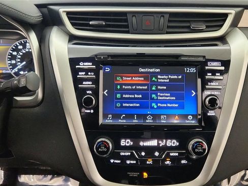 Used 2018 Nissan Murano S AWD/4WD image 24