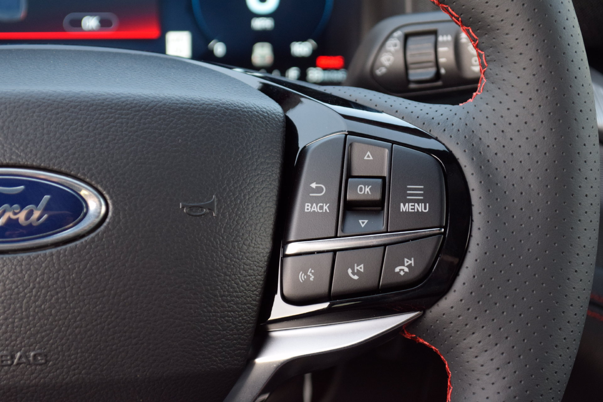 New 2027 Ford Explorer ST-Line w/ Premium Package RWD image 7