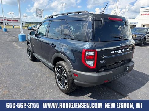 Used 2022 Ford Bronco Sport Outer Banks w/ Tech Package AWD/4WD image 3