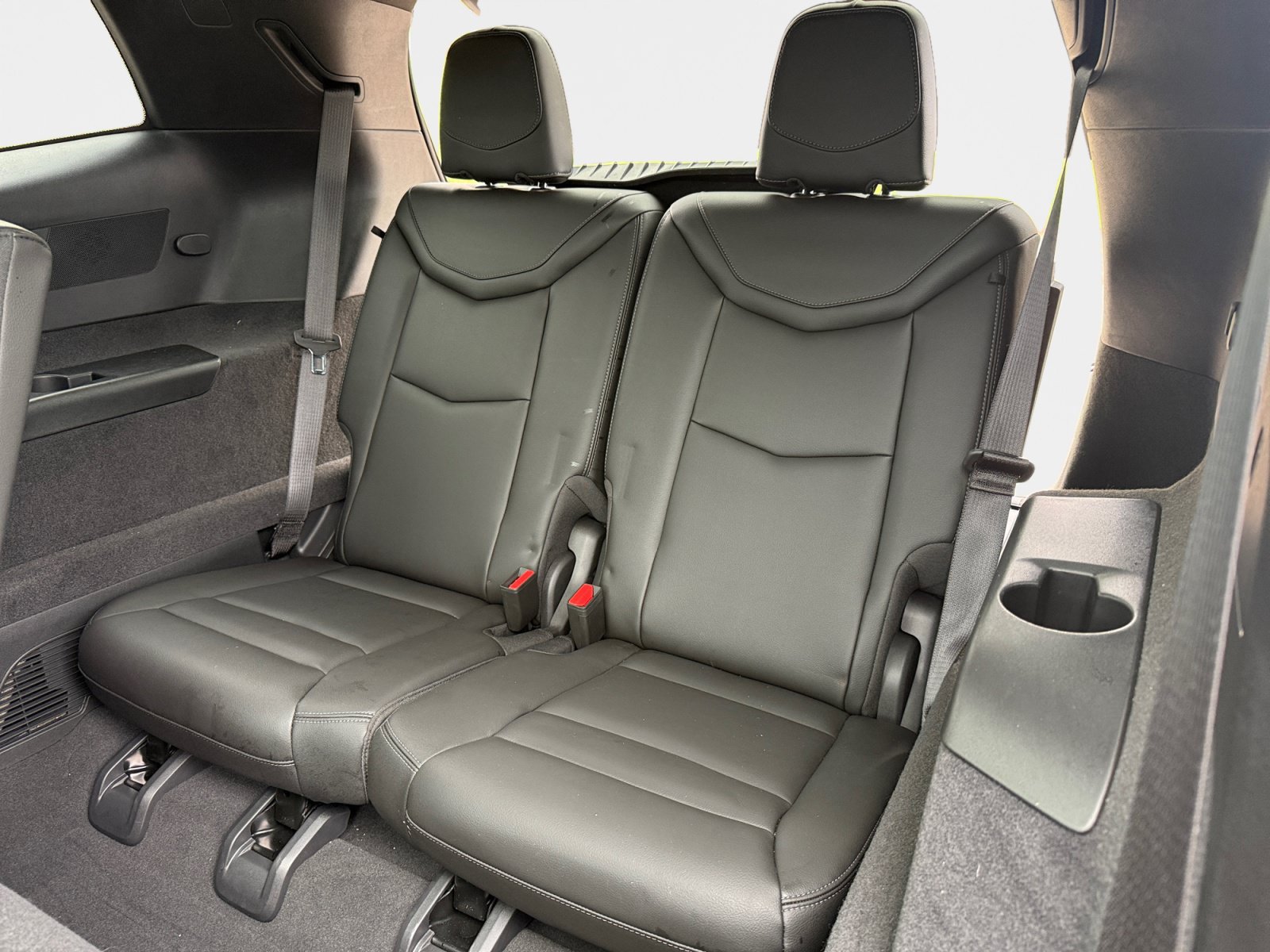 Used 2024 Cadillac XT6 Luxury w/ LPO, Floor Liner Package AWD/4WD image 22