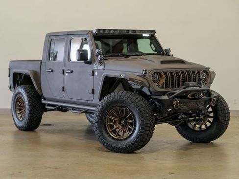 Used 2025 Jeep Gladiator Sport image 26