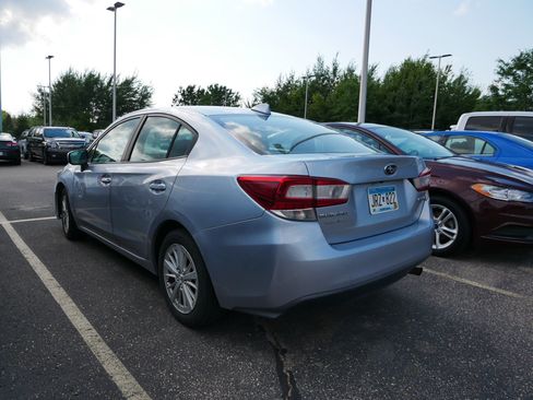 Used 2018 Subaru Impreza 2.0i Premium w/ Popular Package #1 AWD/4WD image 2