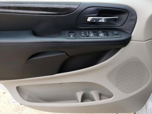 Used 2017 Dodge Grand Caravan SE w/ Power Window Group image 11