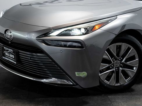 Used 2023 Toyota Mirai w/ Advanced Technology Package RWD image 10