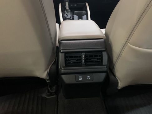 Used 2025 Honda Accord Touring image 14