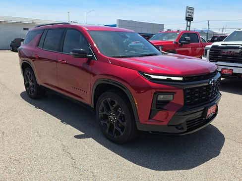 New 2026 Chevrolet Traverse RS FWD image 2