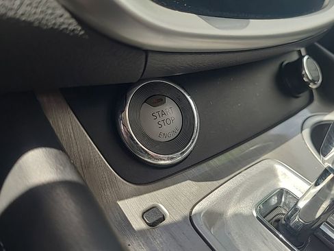 Used 2017 Nissan Murano S AWD/4WD image 25