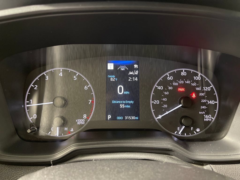 Certified 2025 Toyota Corolla SE FWD image 18