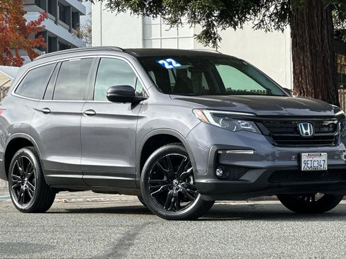 Used 2022 Honda Pilot Special Edition image 2