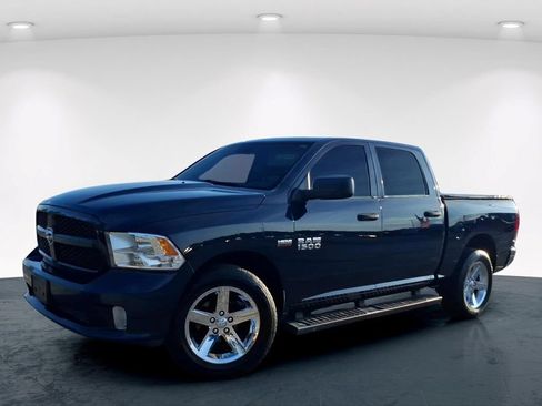 Used 2014 RAM 1500 Express AWD/4WD image 2