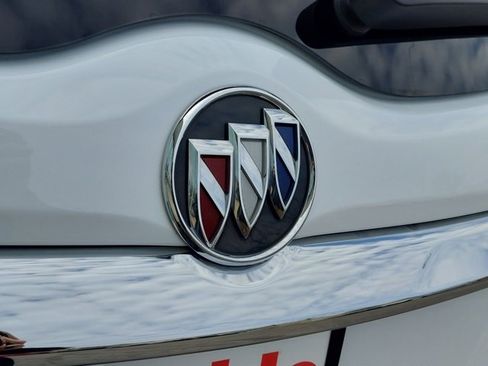 Used 2024 Buick Enclave Premium image 44