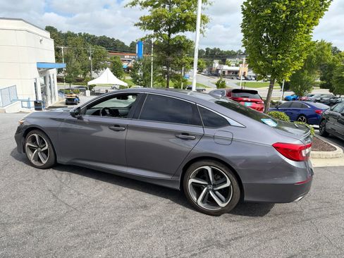 Used 2019 Honda Accord Sport image 8