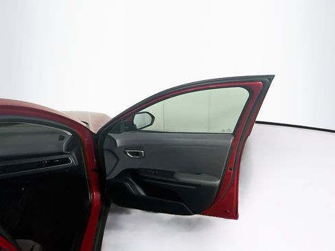 Used 2025 Kia K4 FWD image 30