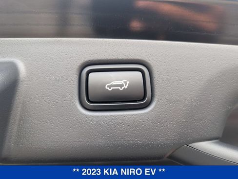 Used 2023 Kia Niro Wind w/ Wind Preserve Package FWD image 38