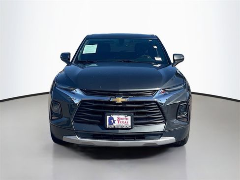 Used 2020 Chevrolet Blazer LT image 2