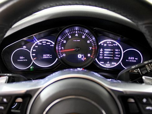 Used 2019 Porsche Cayenne image 26