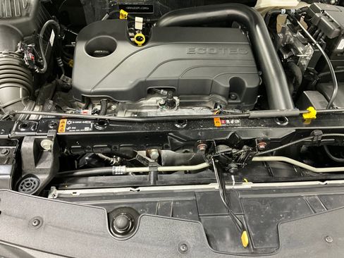 Used 2023 Chevrolet Equinox LT image 10