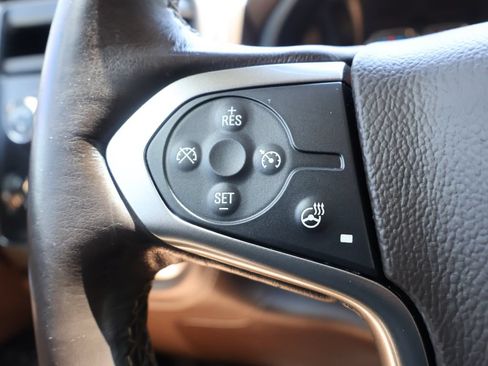 Used 2018 Chevrolet Silverado 1500 LTZ w/ Sport Package AWD/4WD image 16