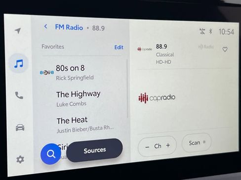 New 2026 Toyota Prius Plug-In Hybrid FWD image 18