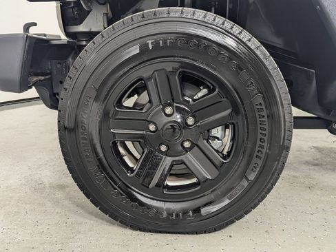 Used 2016 Jeep Wrangler Sport image 11