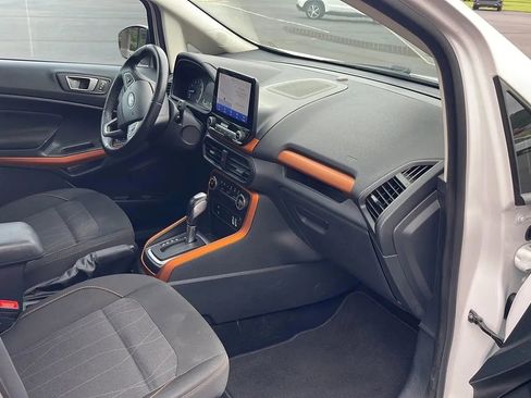 Used 2021 Ford EcoSport SE w/ SE Convenience Package image 27