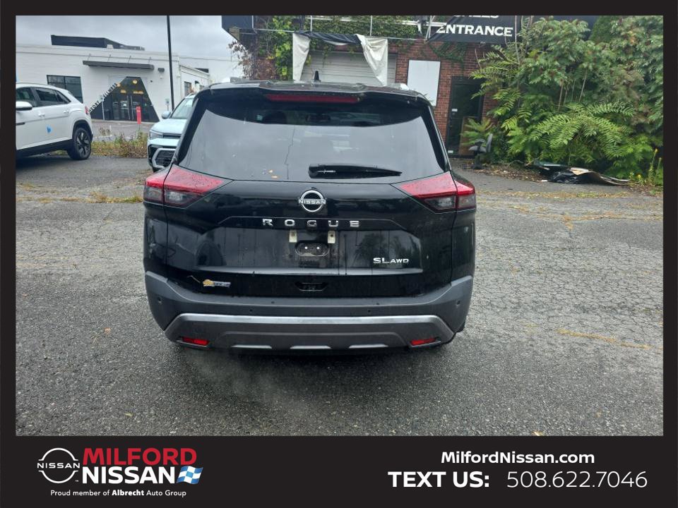 Certified 2023 Nissan Rogue SL w/ SL Premium Package AWD/4WD image 4