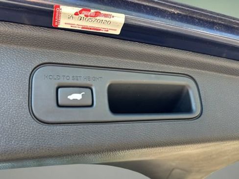 Used 2023 Honda Odyssey Touring image 35