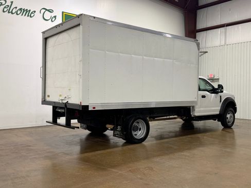 Used 2019 Ford F550 2WD Regular Cab Super Duty image 8
