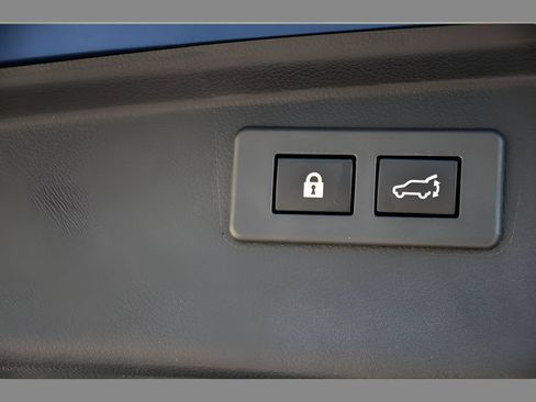 Used 2020 Subaru Outback Touring w/ Tech Package 2 AWD/4WD image 25