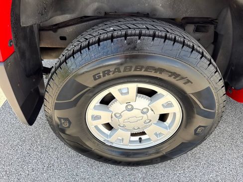 Used 2004 Chevrolet Colorado LS AWD/4WD image 4